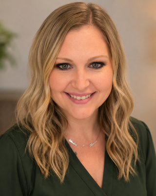 Photo of Kristin Owen, Clinical Social Work/Therapist, LMSW, CAADC