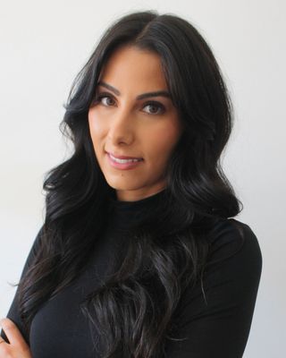 Photo of Emma Habibi, Pre-Licensed Professional