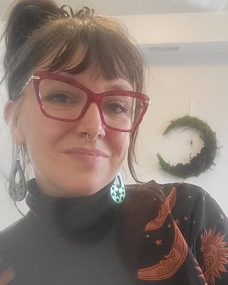 Photo of Jenni Evans, Registered Social Worker, BSW, MSW, RSW