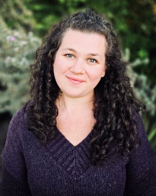 Photo of Becky Liu, Marriage & Family Therapist Associate, AMFT