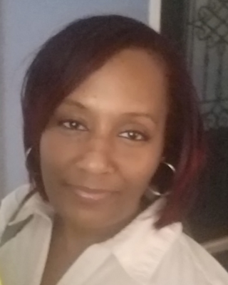 Photo of Kenyola Watts, Counselor, LGPC