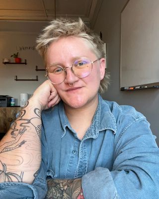 Photo of Elliot Hutton, Clinical Social Work/Therapist, LICSW