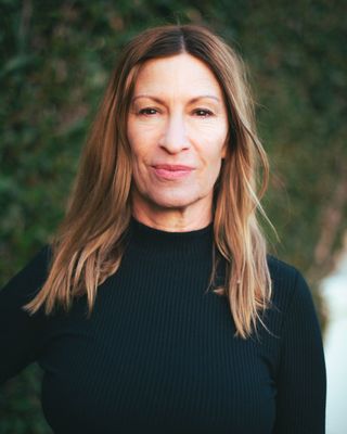 Photo of Peri Donch, Marriage & Family Therapist Associate, MA, AMFT