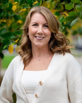 Photo of Carrie Shute, Registered Social Worker, MSW, RSW