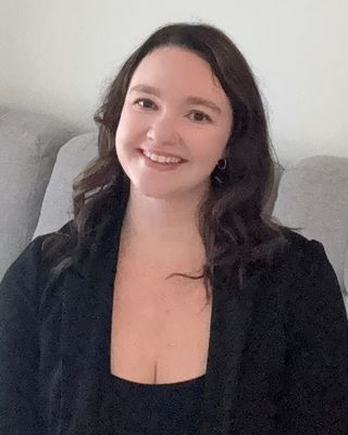 Photo of Elyse Ayliffe, Registered Social Worker, HBSW, MSW, RSW