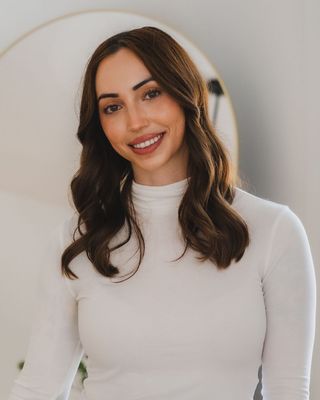 Photo of Daniele Robert, Registered Psychotherapist, MA, BA, RP