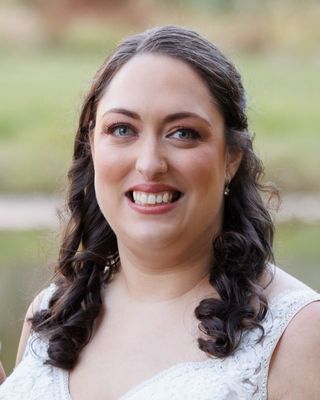 Photo of Ali Pierce - Healing Matters Counseling Center, Clinical Social Work/Therapist, MSW, LICSW