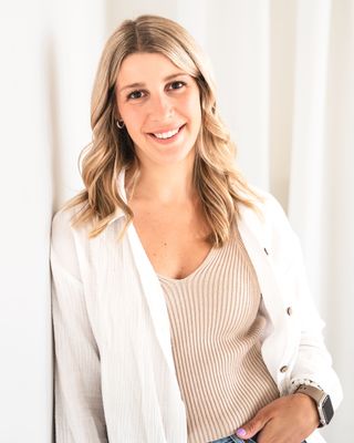 Photo of Ashley White, Registered Psychotherapist, RP, ACD, BA