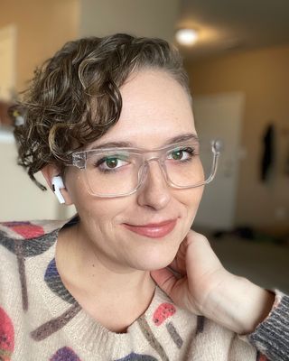 Photo of Callan Olive, Marriage & Family Therapist, LMFT