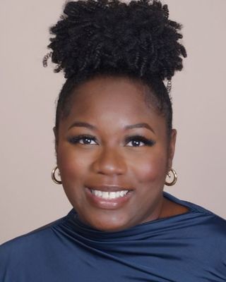Photo of Raven Williams, Pre-Licensed Professional