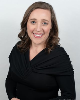 Photo of Yulia Krupitsky, Registered Psychotherapist (Qualifying), BScN, RN