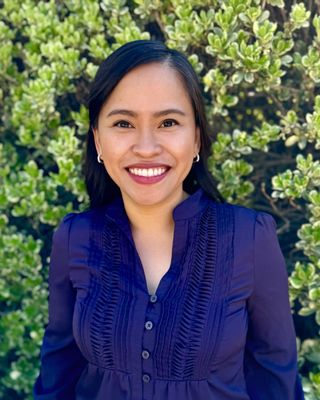 Photo of Carol De Guzman, Psychiatric Nurse Practitioner, PMHNP, FNP-C
