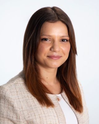 Photo of Linda Lunardi, Psychotherapist, MBACP Accred