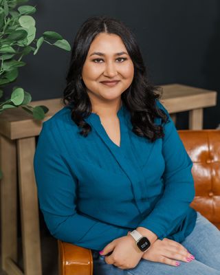 Photo of Razia Muhammadi, Pre-Licensed Professional, LLMSW