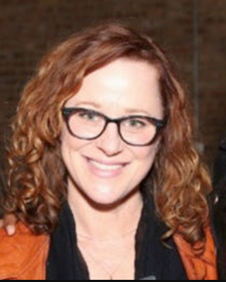 Photo of Sarah Ward, Art Therapist in Ravenswood, Chicago, IL