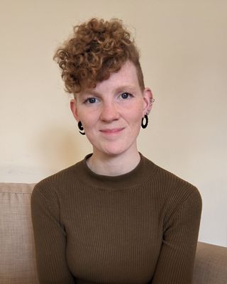 Photo of Emma Jameson, Psychotherapist, MA, MBACP