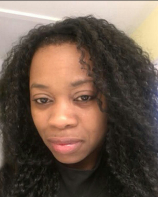Photo of Keisha Clayton-Fearon, Clinical Social Work/Therapist, LCSW