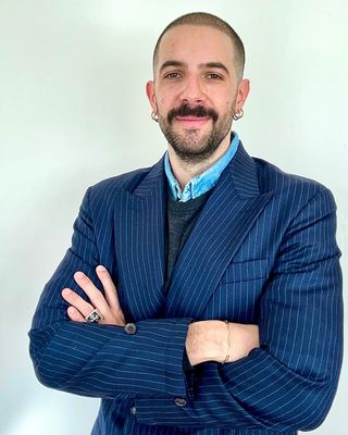 Photo of Max König, Psychotherapist, UKCP Trainee