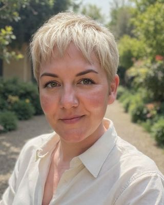 Photo of Katie Holz, Marriage & Family Therapist Associate, AMFT