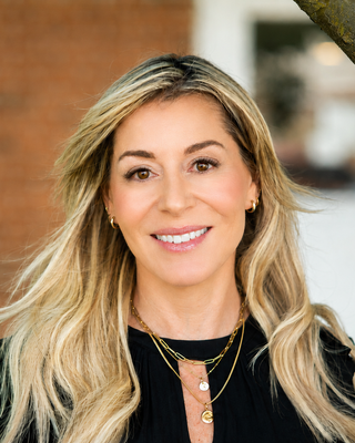 Photo of Tara C Zadeh Faigle, Licensed Professional Counselor, LMHC, LPC