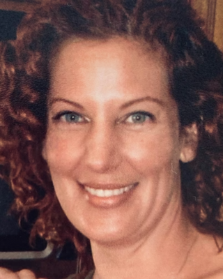 Photo of Erin Lynch, Marriage & Family Therapist, LMFT