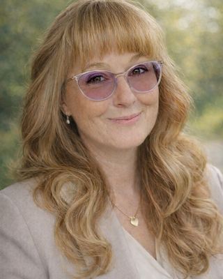 Photo of Vanessa DeGrave, Licensed Clinical Mental Health Counselor, LCMHC