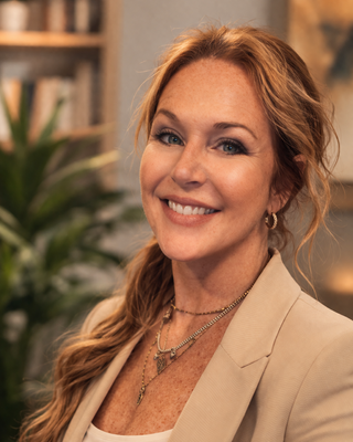 Photo of Elisa Gitan, Clinical Social Work/Therapist, Msom, MSW, LCSW
