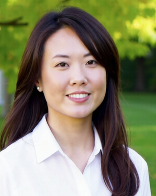 Photo of Julie Barris, Pre-Licensed Professional, BS, MA