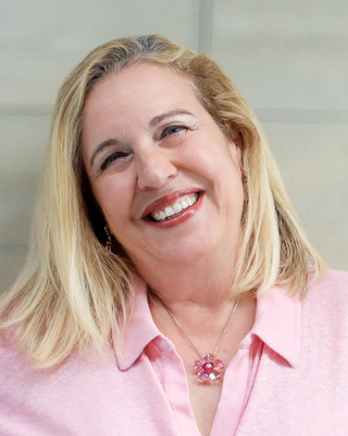 Photo of Ruya Urso, Marriage & Family Therapist, LMFT
