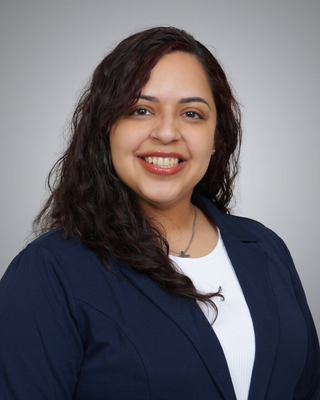 Photo of Ester Hernandez, LMHC, Counselor
