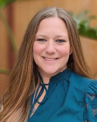 Photo of Melanie Castellari, Marriage & Family Therapist, LMFT
