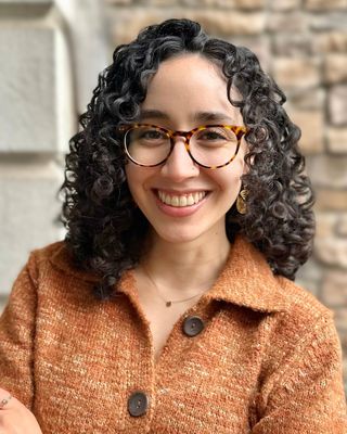 Photo of Clara Gomez, Art Therapist, LCAT, ATR-BC, MA