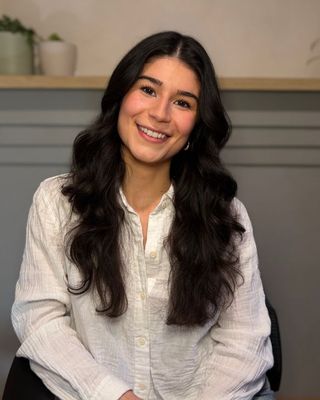 Photo of Alexia Carbone - Relationship Challenges, Relational Trauma -Alexia, Registered Psychotherapist (Qualifying)
