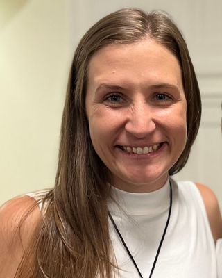 Photo of Mari Flamm, Clinical Social Work/Therapist, MSS, LMSW