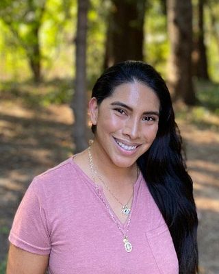 Photo of Janet Reyes Rua, Marriage & Family Therapist Associate in Corvallis, OR