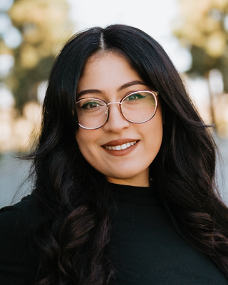 Photo of Marissa Cruz, Marriage & Family Therapist, LMFT