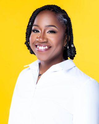 Photo of Dominique Jones, MS, ALC, Counselor