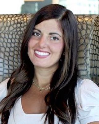 Photo of Natalie Petrovich, Psychologist in River North, Chicago, IL