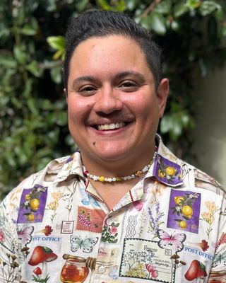 Photo of Beckett Richards, Marriage & Family Therapist Associate, MA, AMFT, CPC