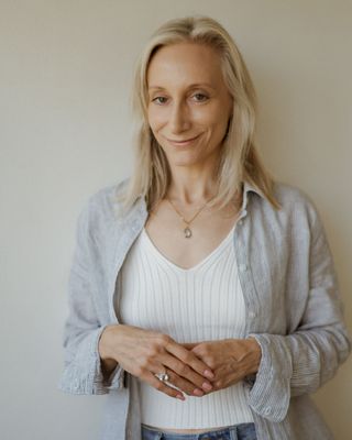 Photo of Shannon Chmelar, Registered Mental Health Counselor Intern, MS, RMHCI