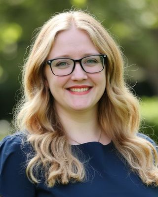 Photo of Jami De León, Marriage & Family Therapist, MA, LMFT