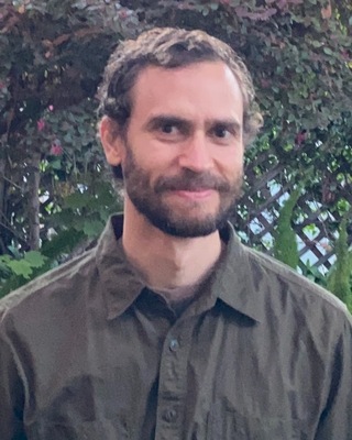 Photo of Oliver Meyer, Marriage & Family Therapist Associate in Berkeley, CA