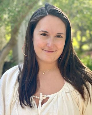 Photo of Tori Perreault, Marriage & Family Therapist Associate, AMFT