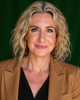 Photo of Alison Fagan, Psychotherapist, MSc, Pre-Accredited Member IACP