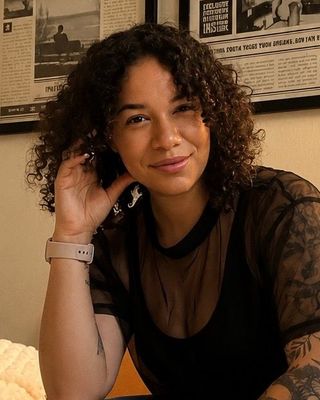 Photo of Dr. Courtney Greer, Clinical Social Work/Therapist, DSW, LCSW, PMH-C