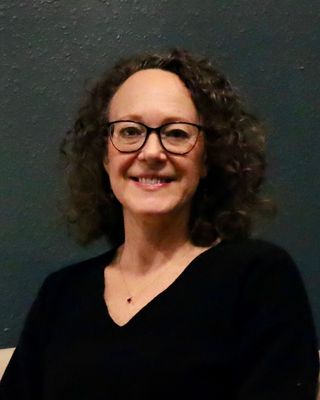 Photo of Shelly Maxwell, Clinical Social Work/Therapist, MSW, LCSW, RYT