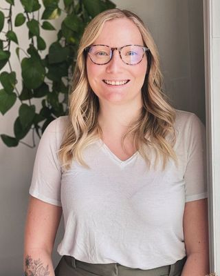 Photo of Amanda Jenn Stevens-Guille, Counsellor, BSc, MACP, RCC