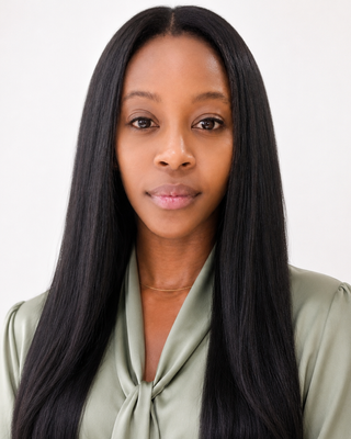 Photo of Dr Winnie Chege, Psychologist, PsychD, HCPC - Clin. Psych.