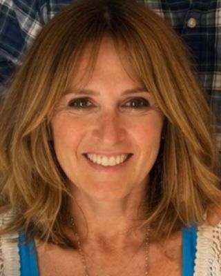 Photo of Alyson Pancer, MSW, BSW, CYT, CHyp, Coach