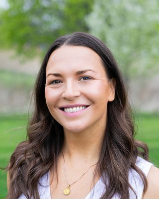 Photo of Alli Smith, Counselor, MA, LCPC